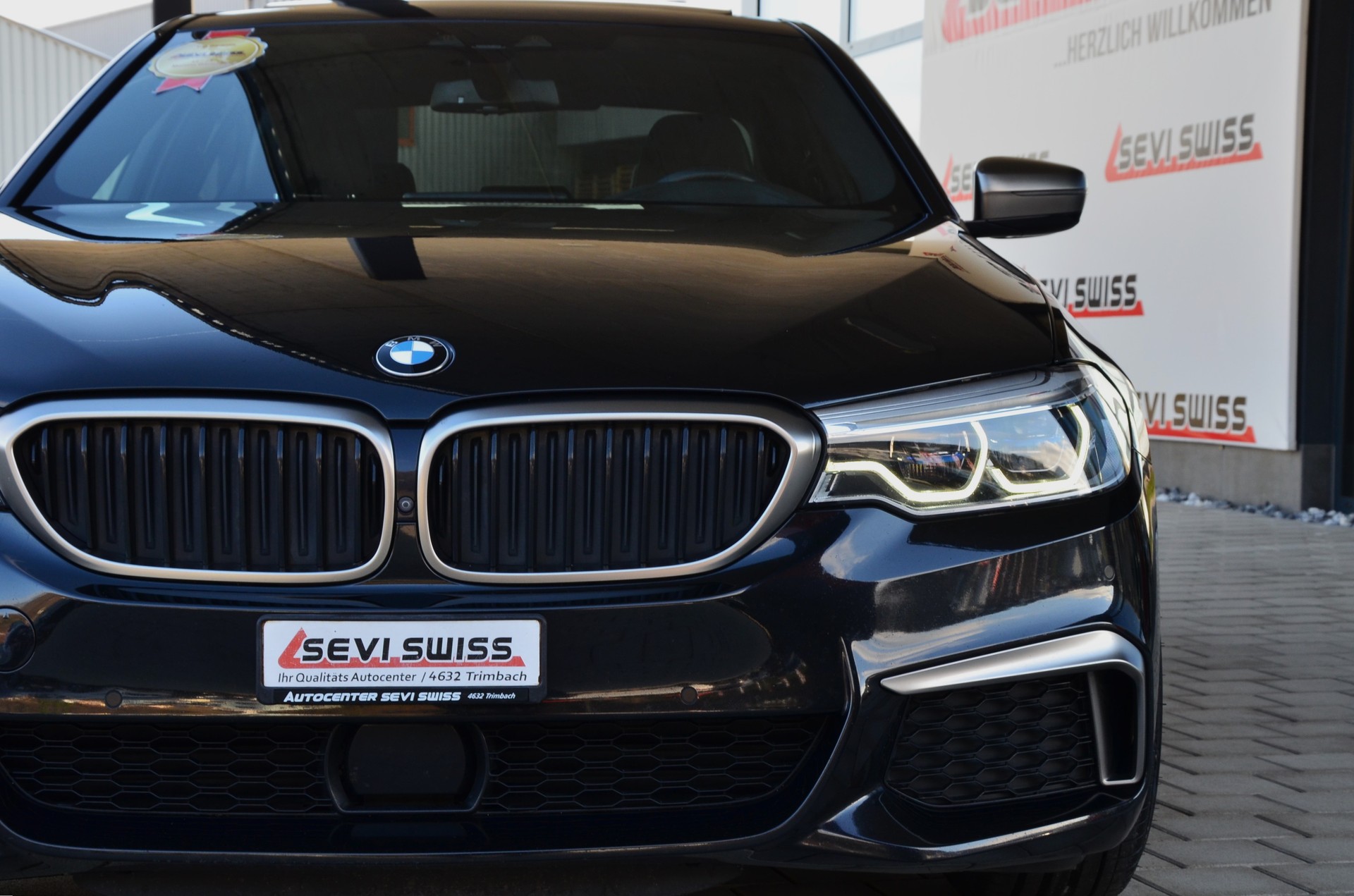 BMW M550d xDrive Steptronic*Frisch ab MFK,1 Jahr oder 20000km Garantie*-image-5