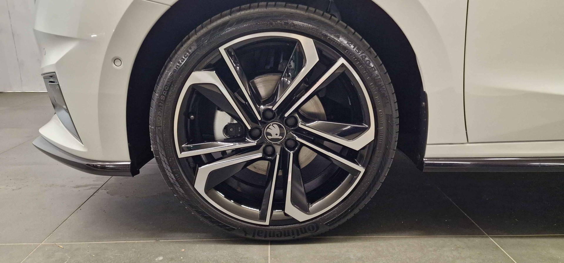 SKODA Fabia 1.0 TSI Monte Carlo DSG-image-16