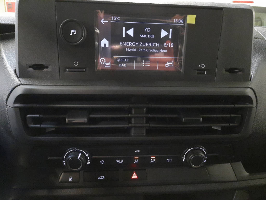 TOYOTA PROACE Van L1 75KWh Active-image-9
