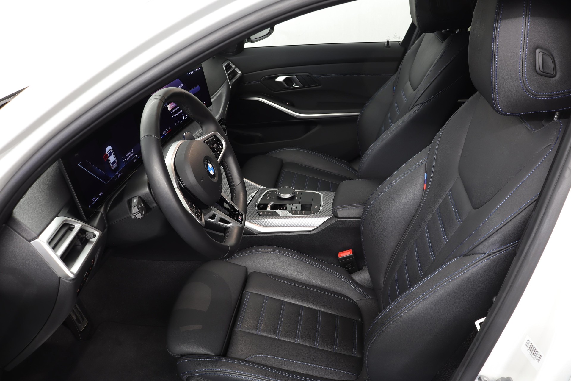 BMW 330d xDrive SAG Touring-image-1