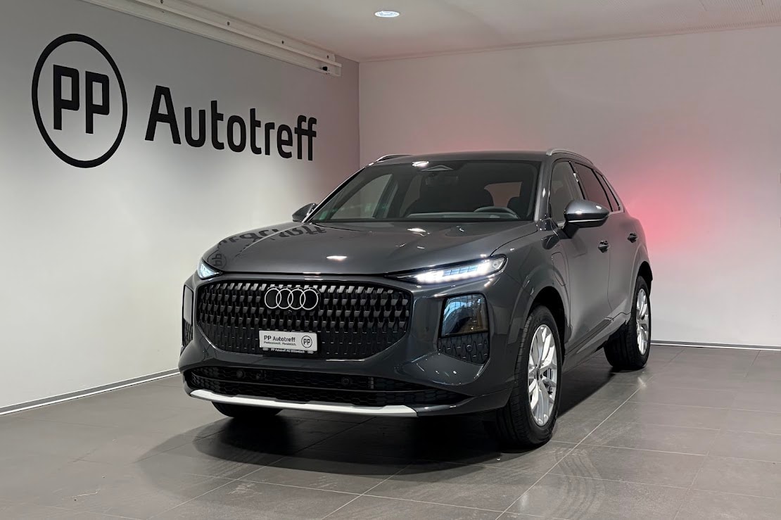 AUDI Q3 SUV e-hybrid 200 kW S tronig-image-0