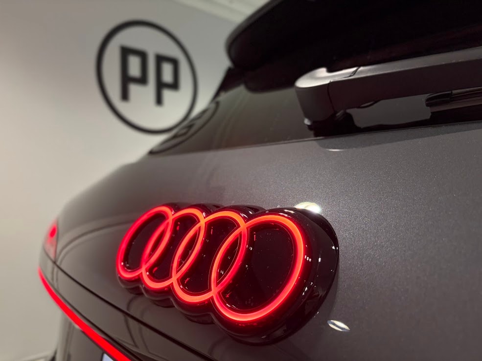 AUDI Q3 SUV e-hybrid 200 kW S tronig-image-12