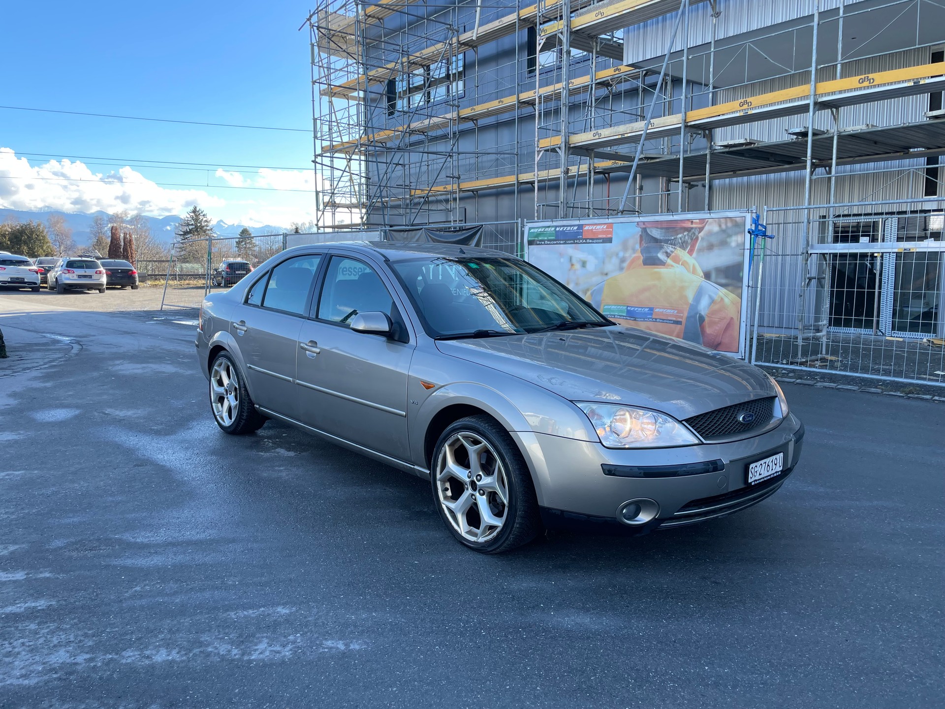 FORD Mondeo 2.5i V6 Executive-image-1