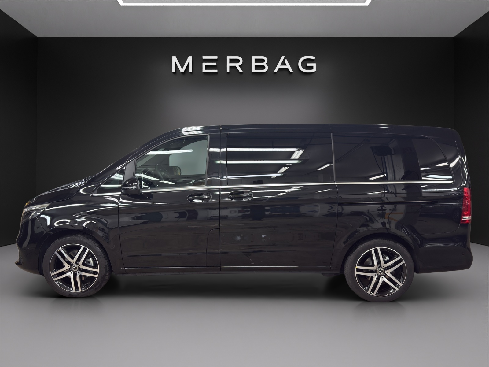MERCEDES-BENZ V 220 d Avantgarde L 4M-image-1