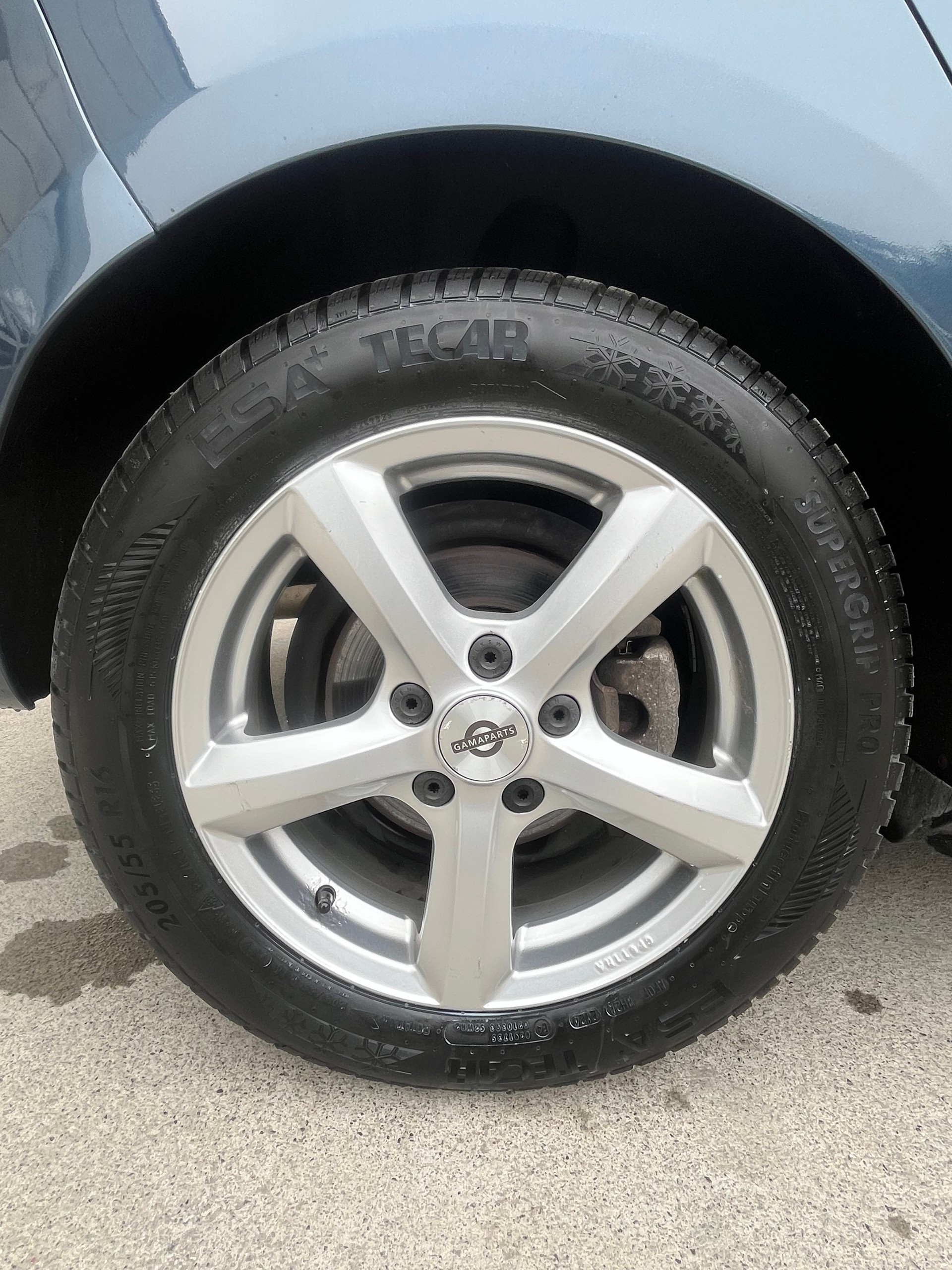 VW Golf 2.0 TDI Highline 4Motion-image-14