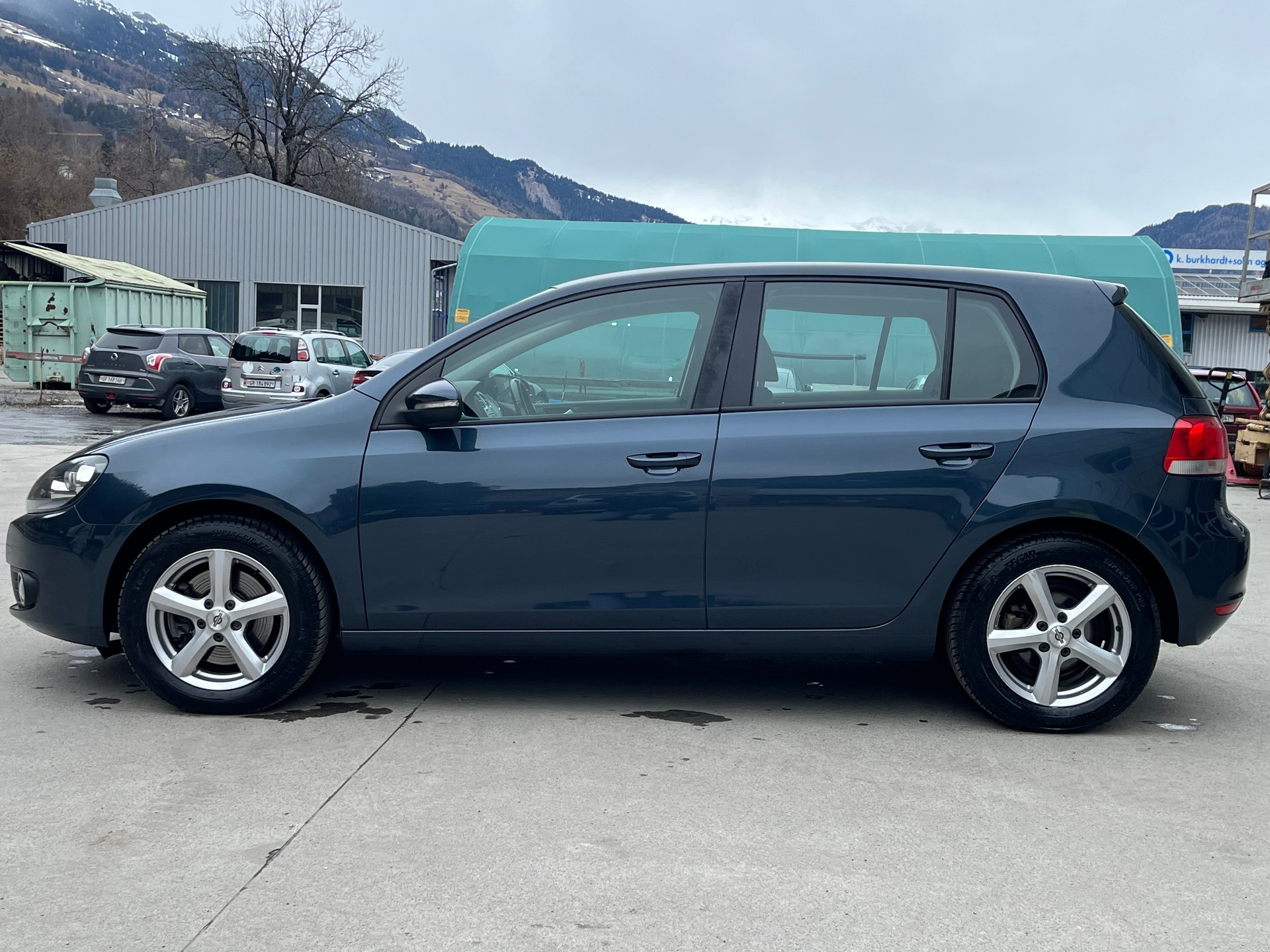 VW Golf 2.0 TDI Highline 4Motion-image-3