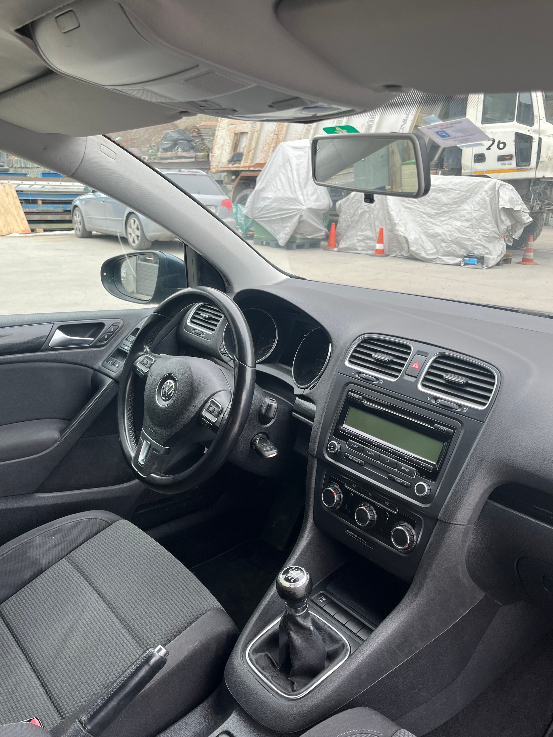 VW Golf 2.0 TDI Highline 4Motion-image-13