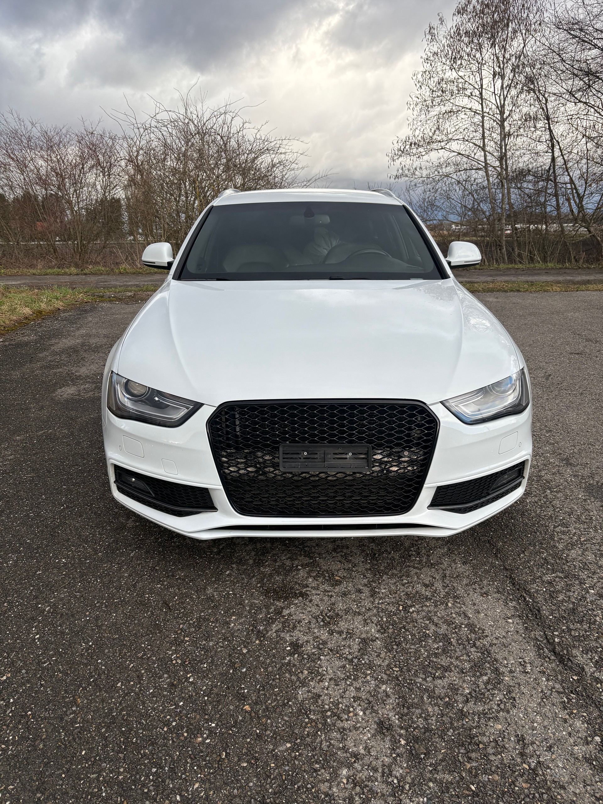 AUDI A4 Avant 3.0 TDI quattro S-tronic-image-2