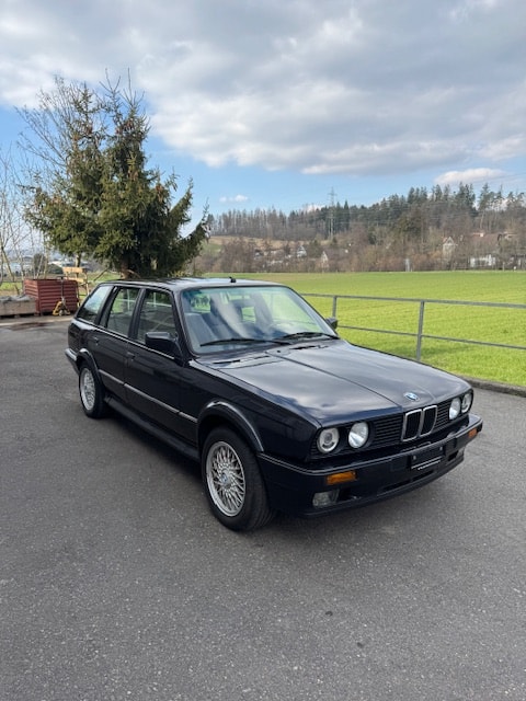 BMW 325iX Touring-image-2