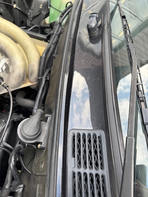BMW 325iX Touring-image-14