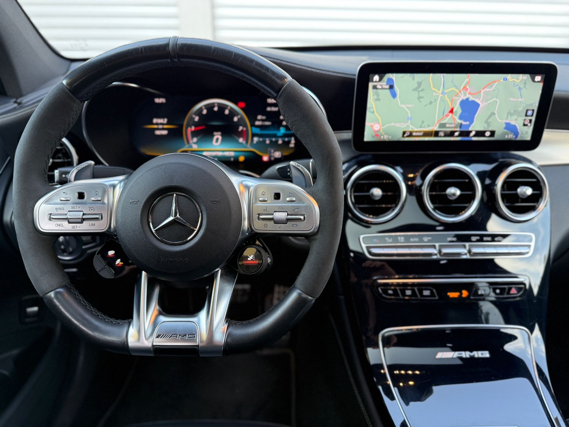 MERCEDES-BENZ GLC 63 S AMG 4m+ Coupé-image-14