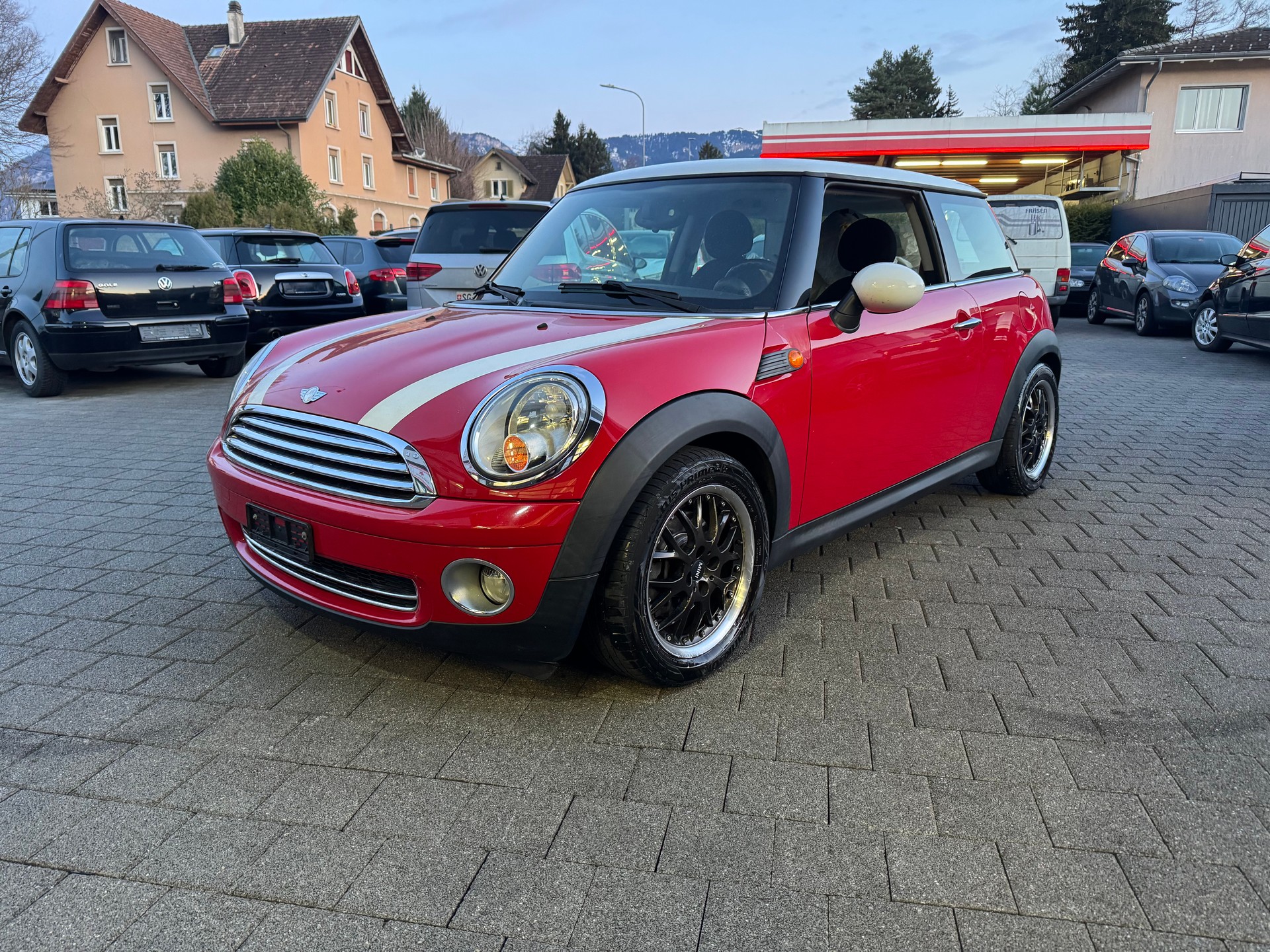 MINI Cooper-image-0