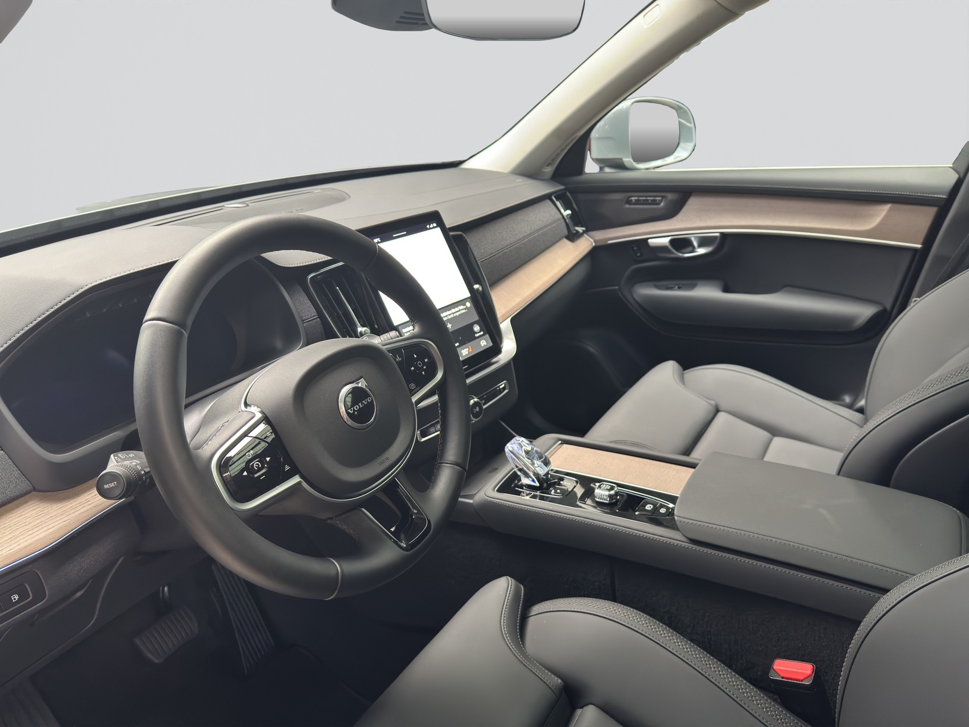 VOLVO XC90 T8 eAWD PluginHybrid Plus Bright 7 Plätzer-image-6