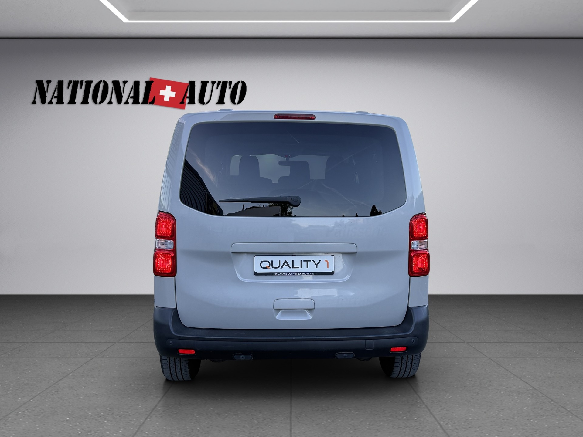 TOYOTA Proace 2.0D Combi L1 Medium 4x4-image-5