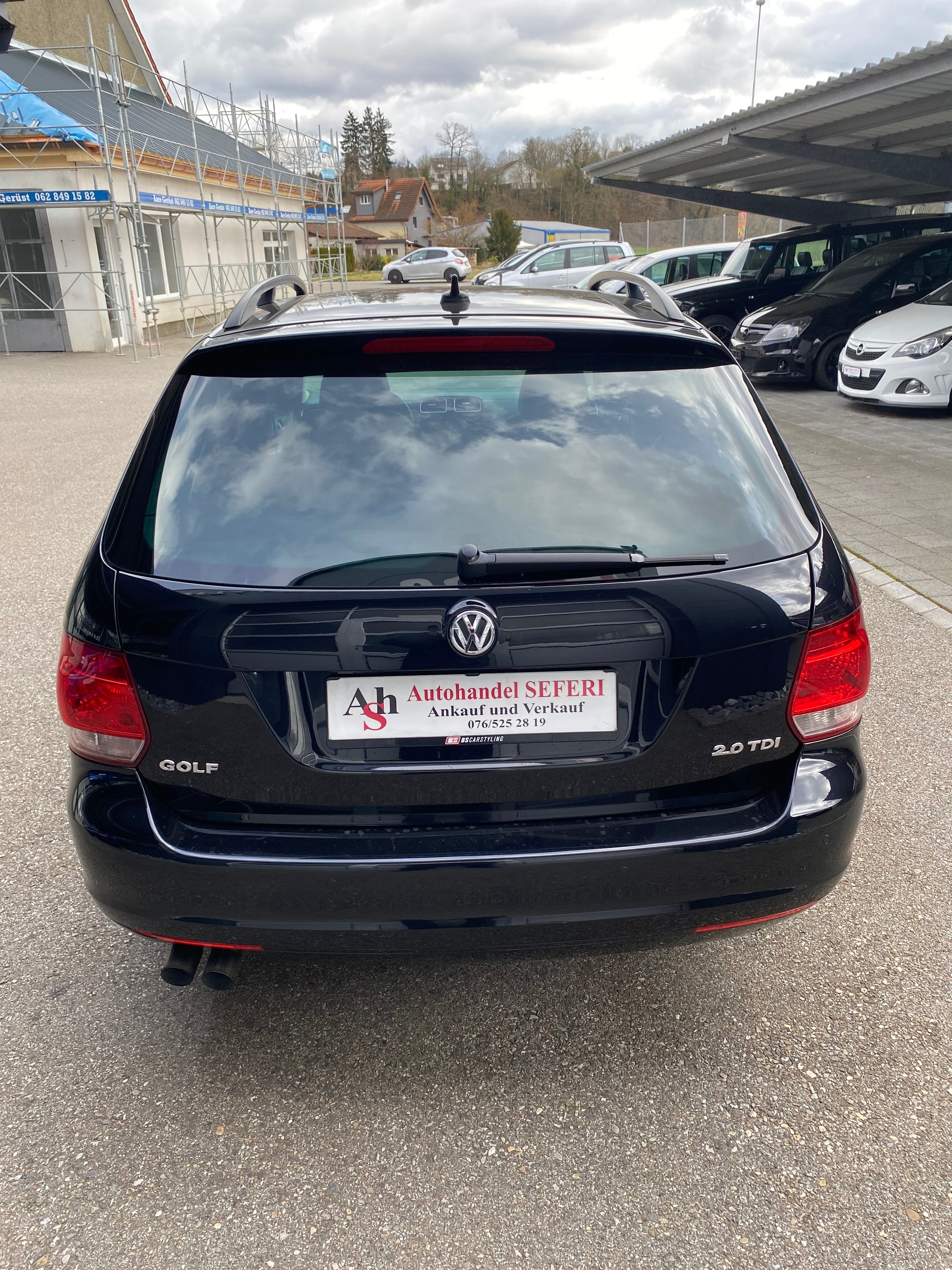 VW Golf Variant 2.0 TDI Highline DSG-image-4