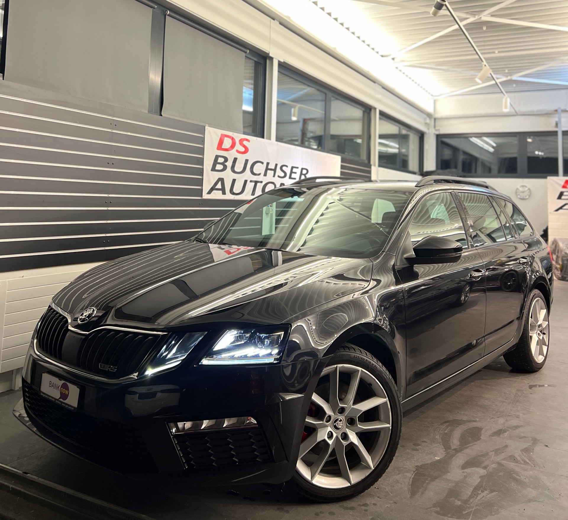 SKODA Octavia Combi 2.0 TDI RS Prag 4x4 DSG-image-0