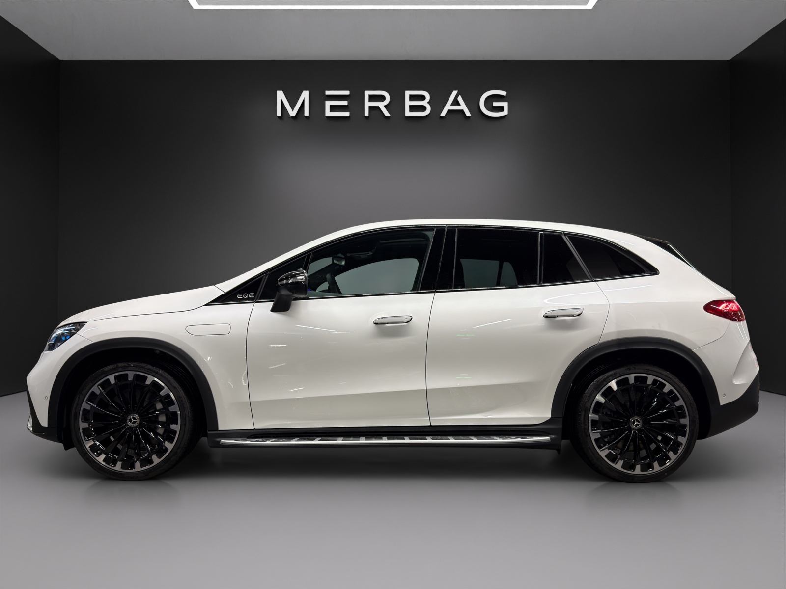 MERCEDES-BENZ EQE SUV 500 4 Matic Executive Edition-image-5