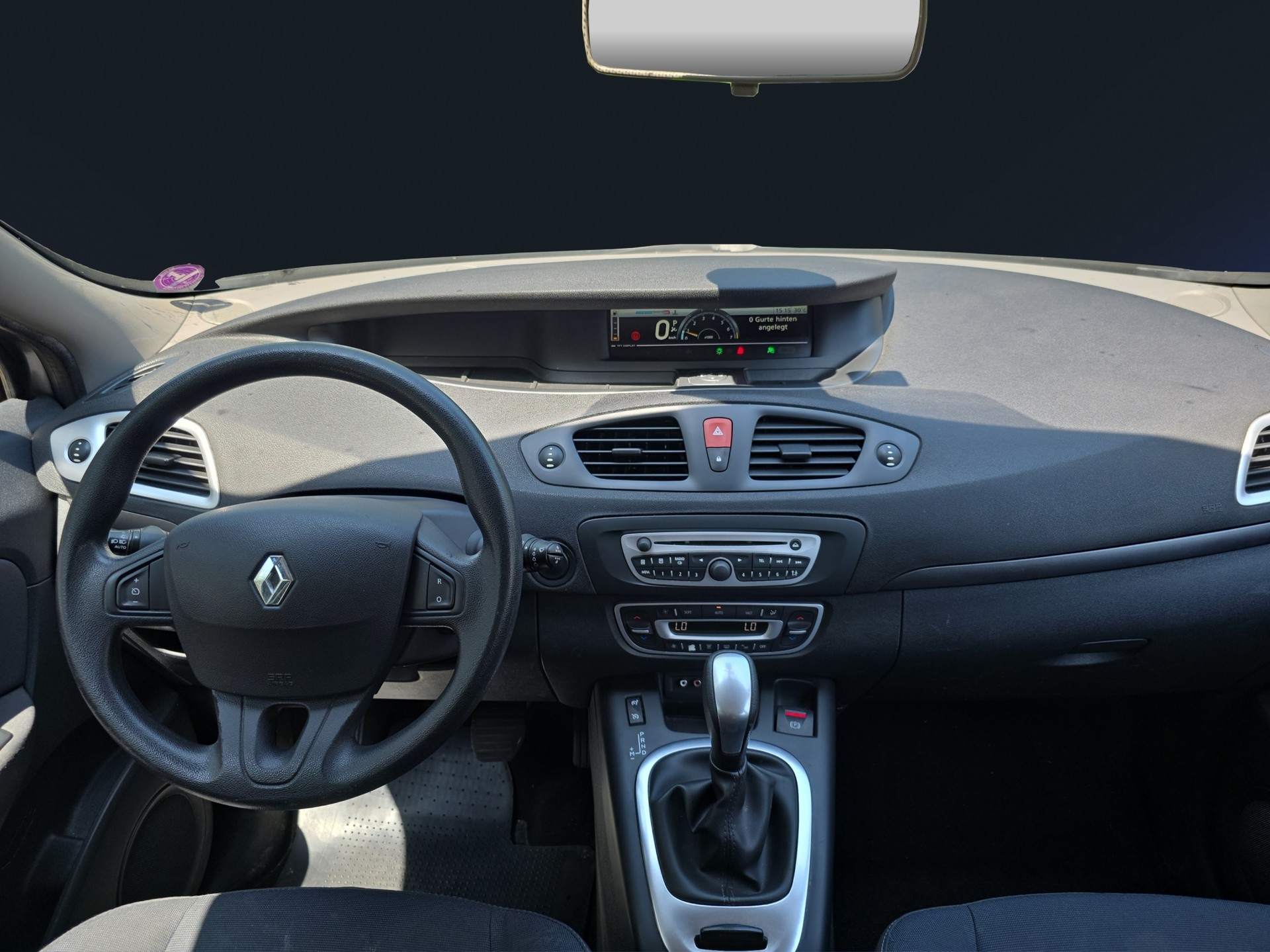 RENAULT Grand Scénic 2.0 16V Expression X-Tronic CVT-image-8