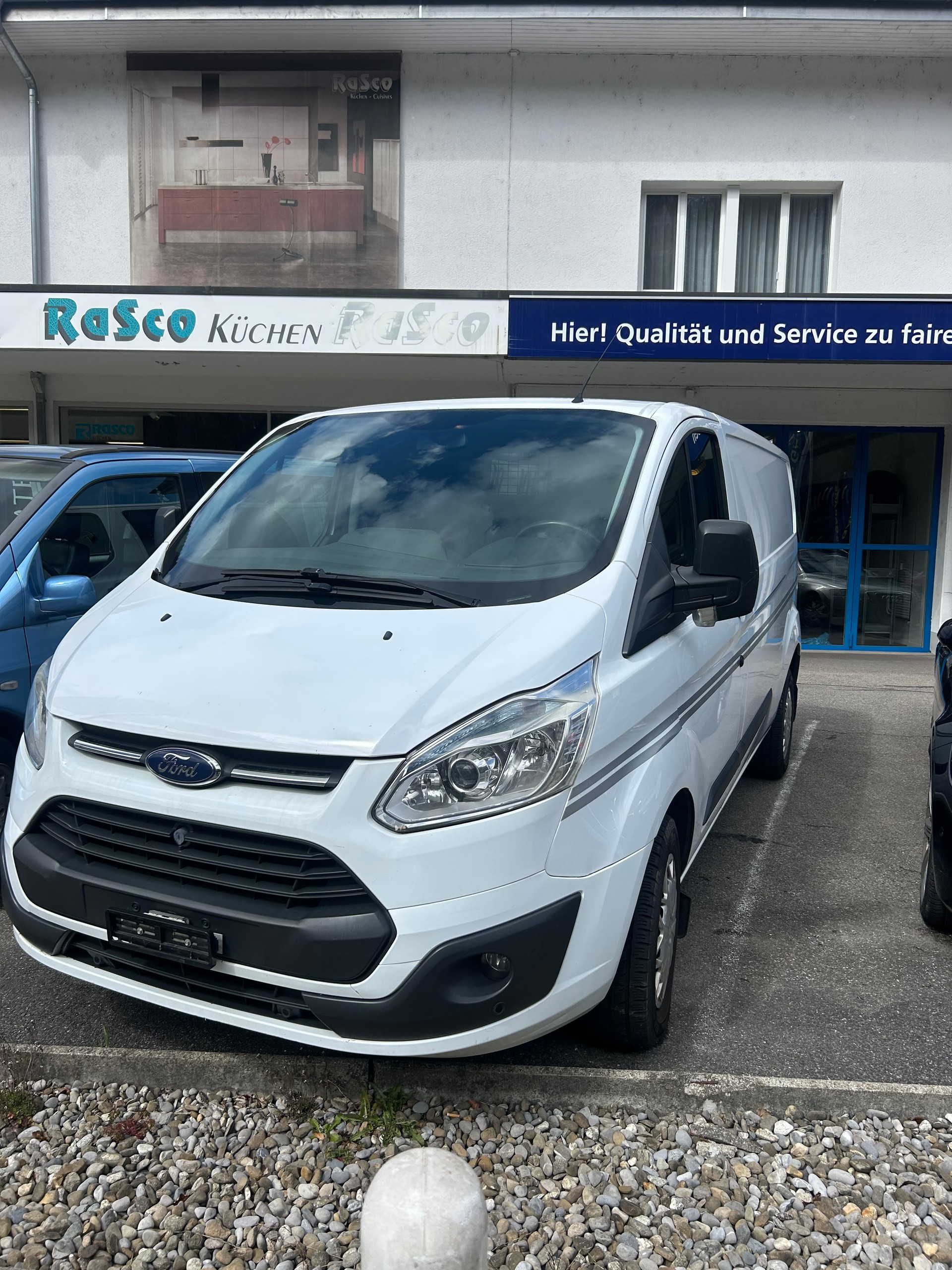 FORD Transit Custom Van 330 L2H1 Trend-image-15