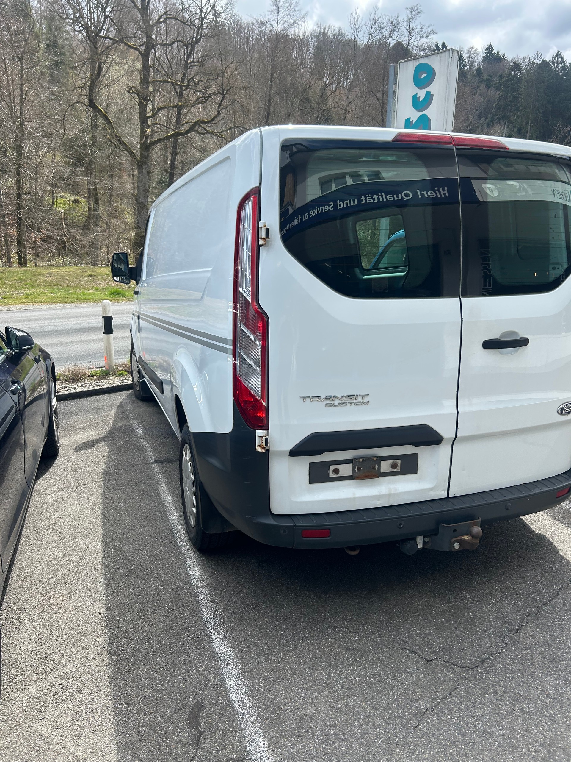 FORD Transit Custom Van 330 L2H1 Trend-image-12