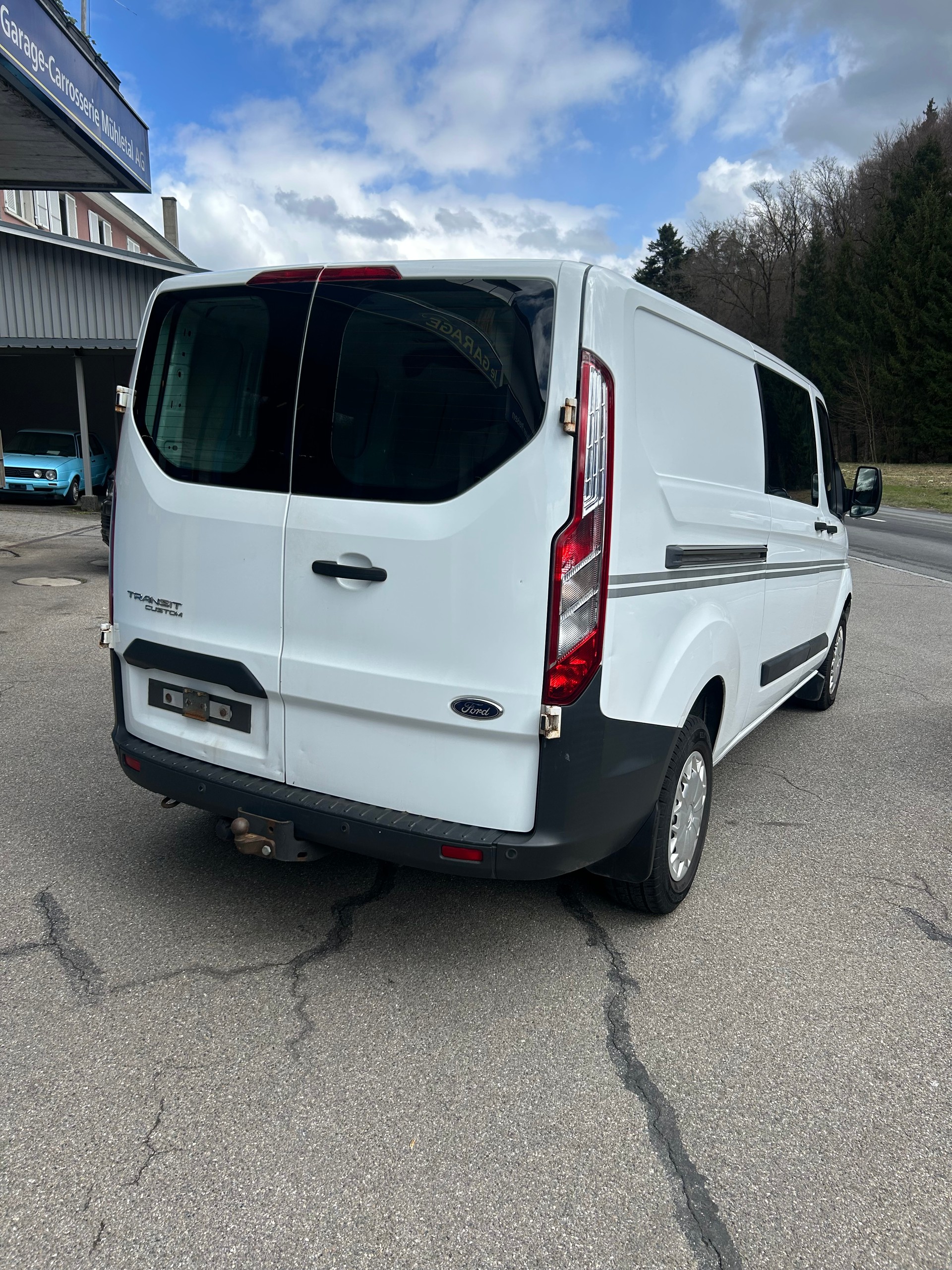FORD Transit Custom Van 330 L2H1 Trend-image-4