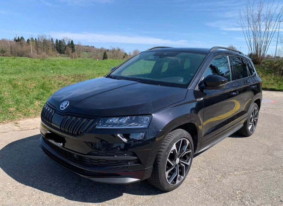 SKODA Karoq 2.0 TSI SportLine 4x4 DSG-image-1