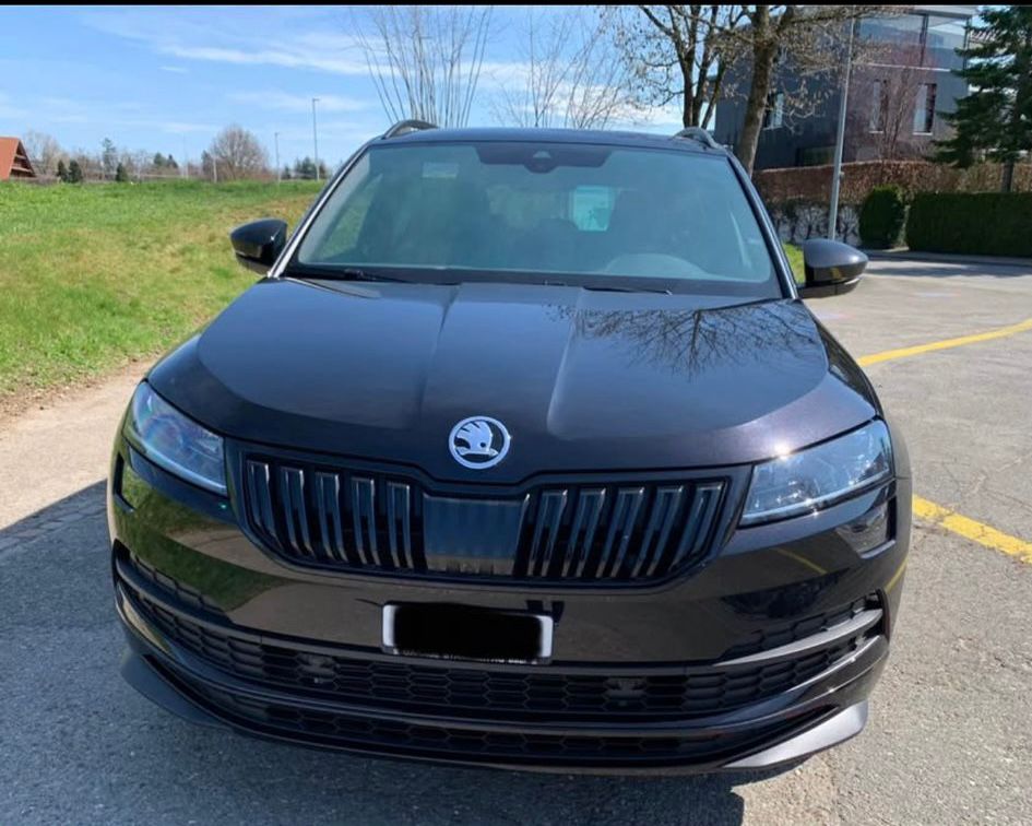 SKODA Karoq 2.0 TSI SportLine 4x4 DSG-image-2