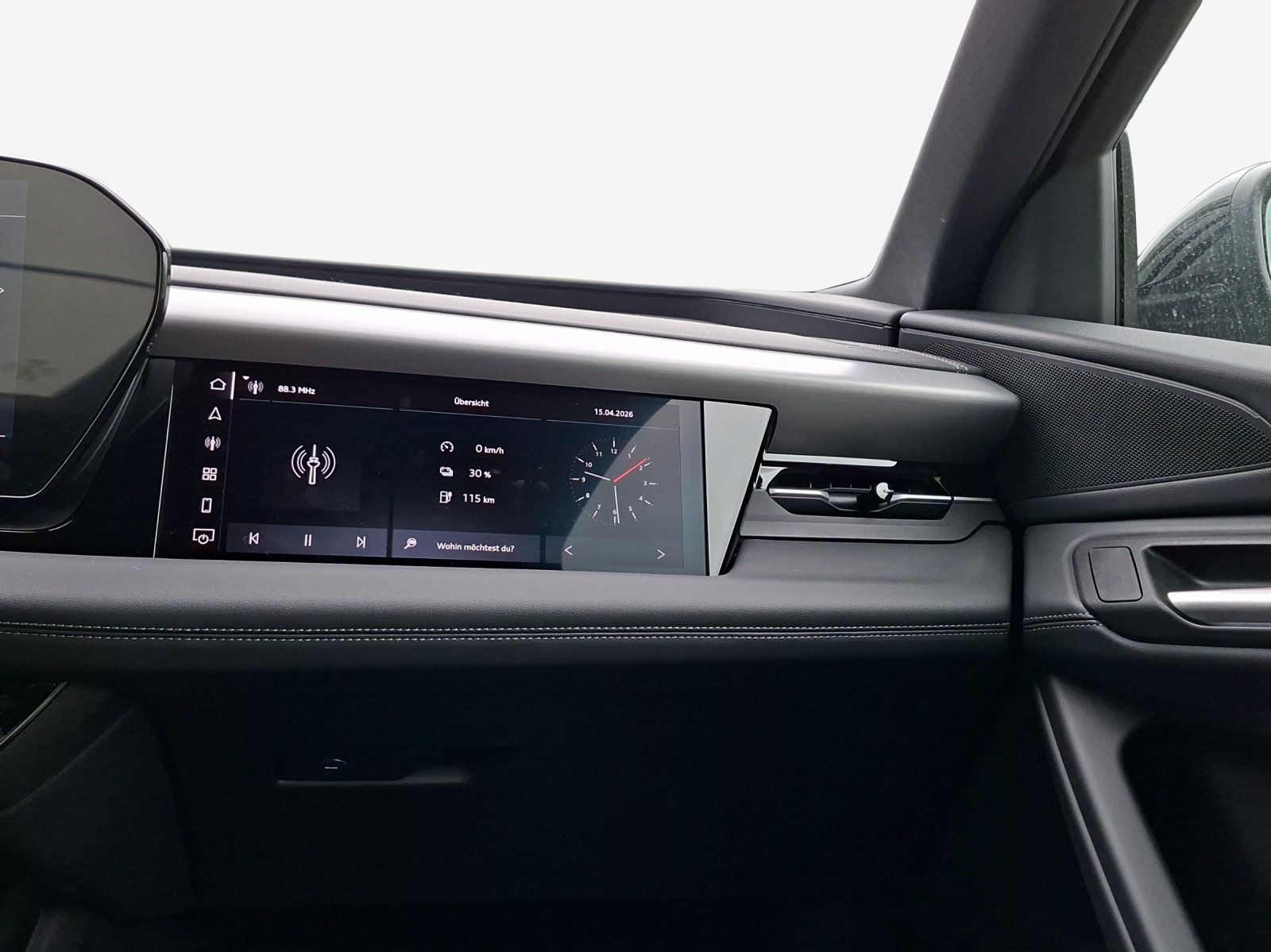 AUDI Q6 e-tron quattro-image-14