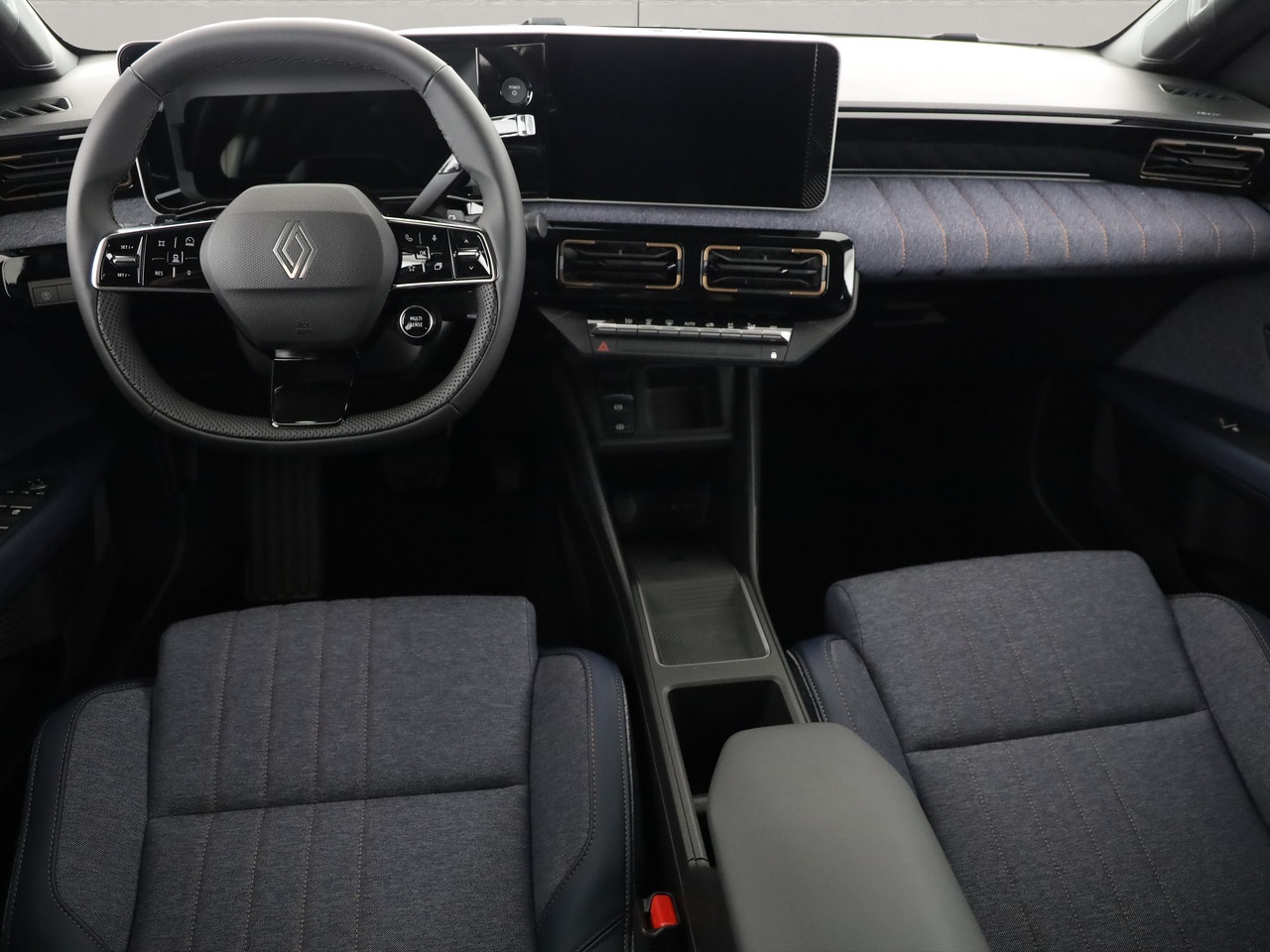RENAULT R4 E-Tech Comfort Range techno-image-4