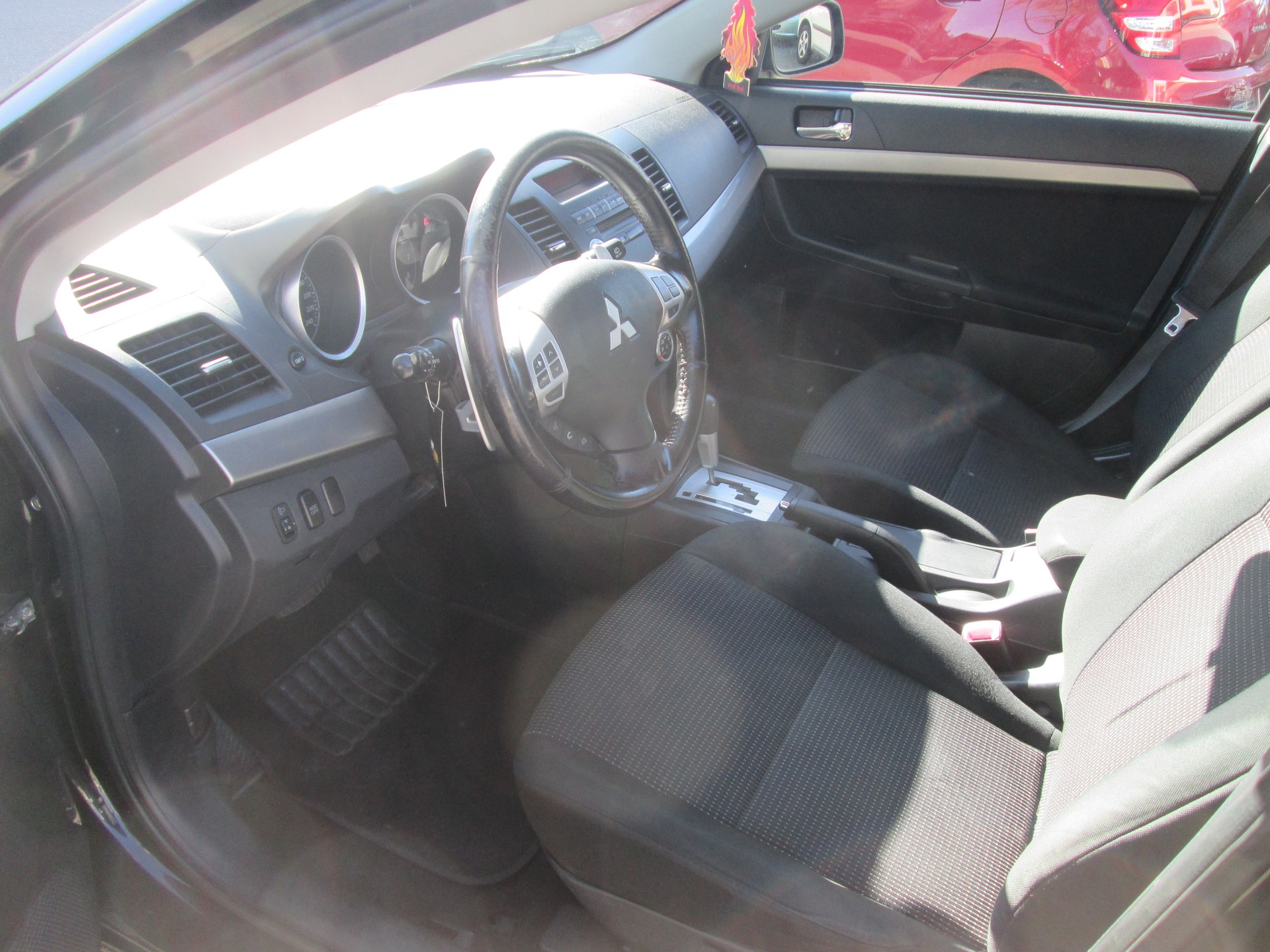 MITSUBISHI Lancer Sportback 1.8 Invite CVT-image-7