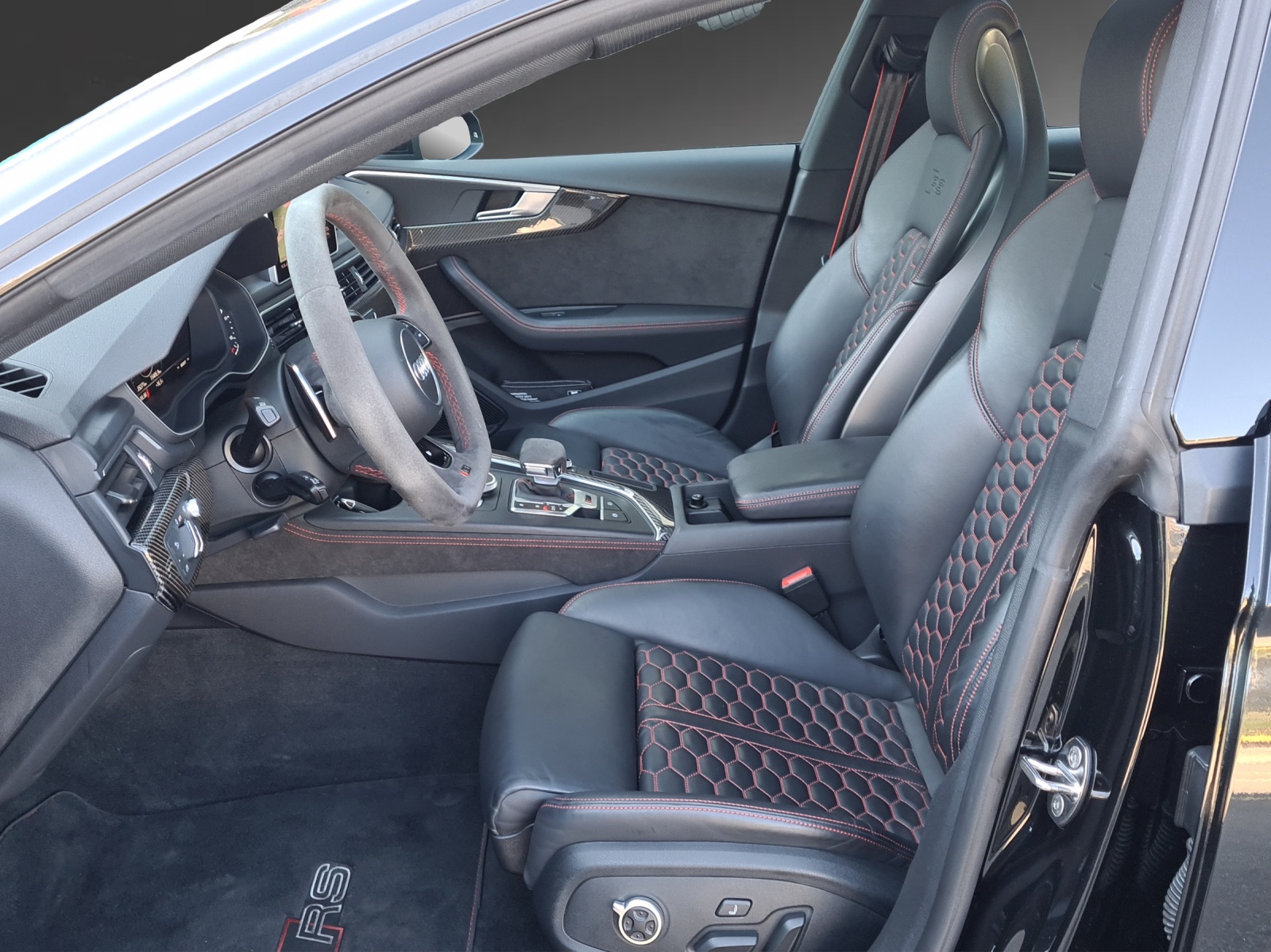 AUDI RS5 Sportback 2.9 TFSI quattro tiptronic-image-5