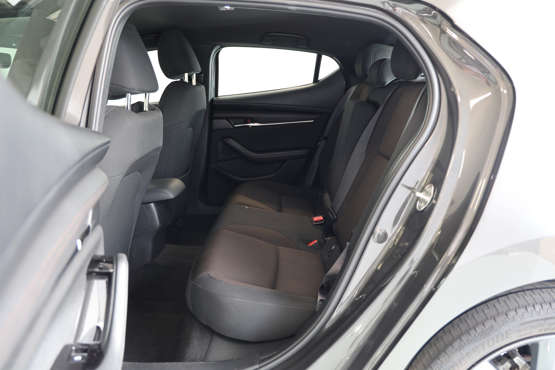 MAZDA 3 Hatchback SKYACTIV-G M Hybrid 122 Ambition-image-12