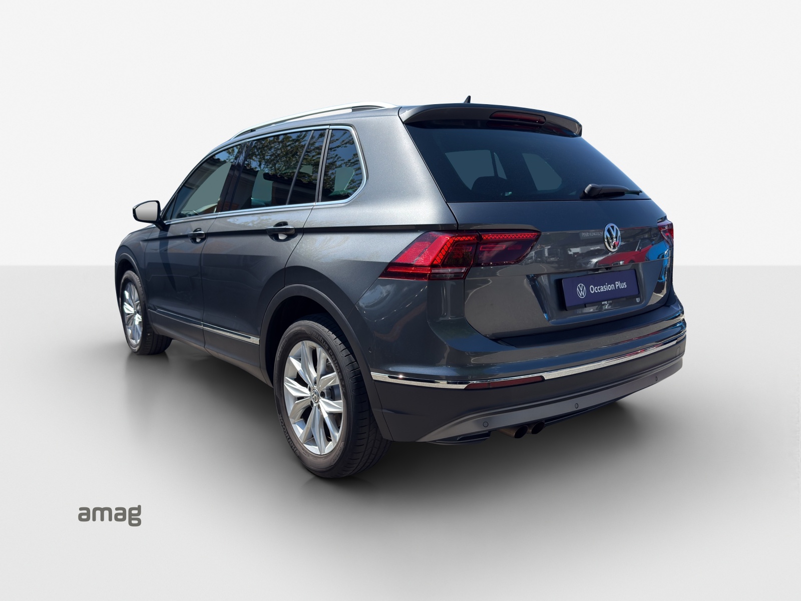 VW Tiguan 2.0TSI Highline 4Motion DSG-image-2