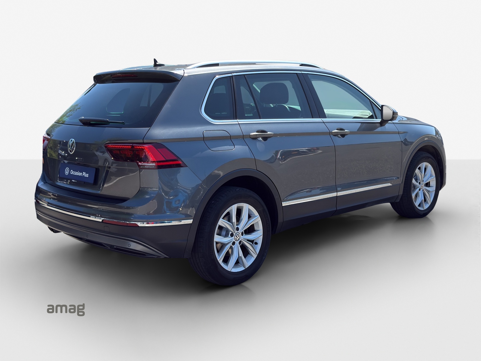 VW Tiguan 2.0TSI Highline 4Motion DSG-image-4