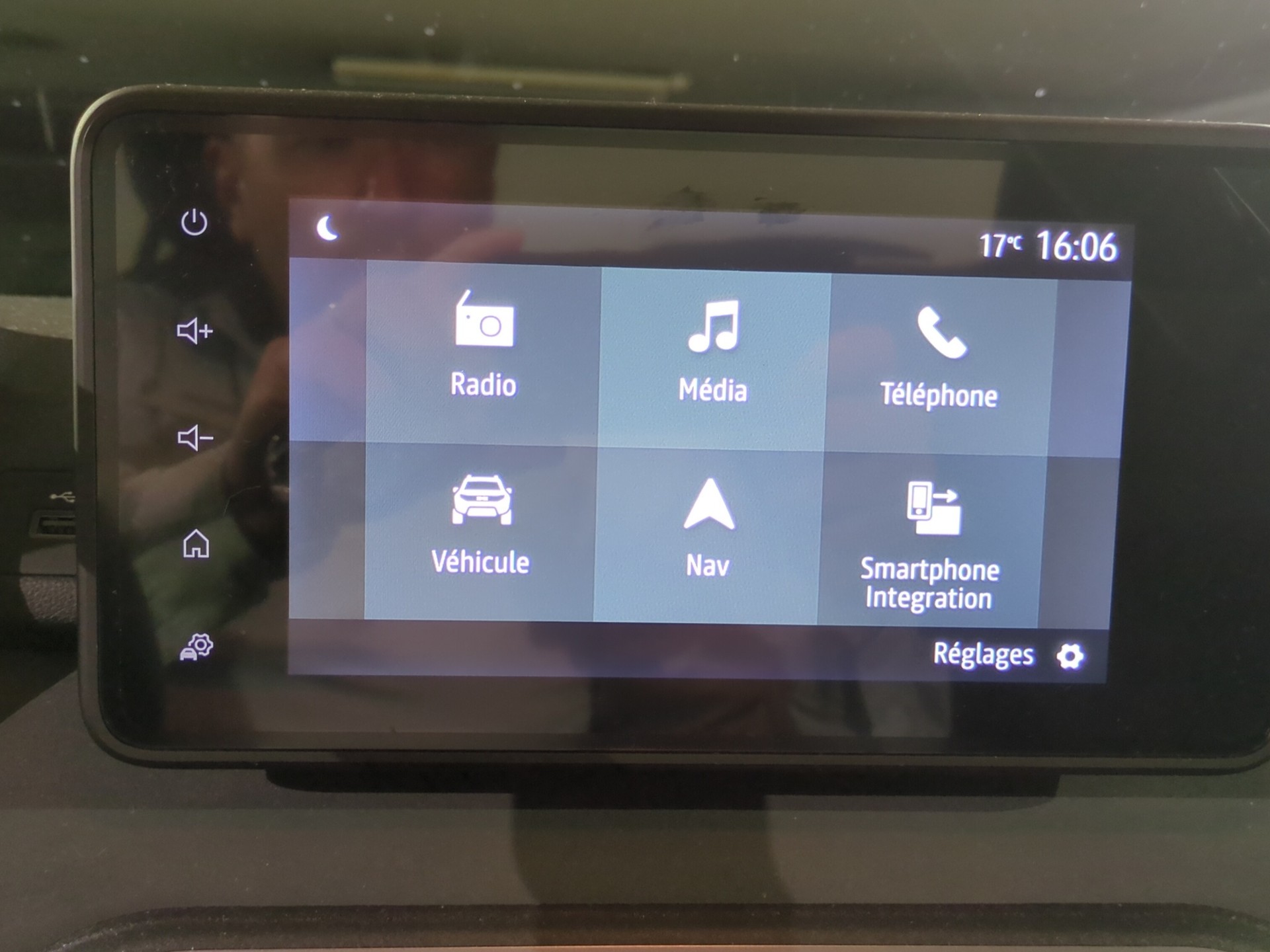 DACIA Sandero Stepway TCe 90 Extreme+ CVT-image-22