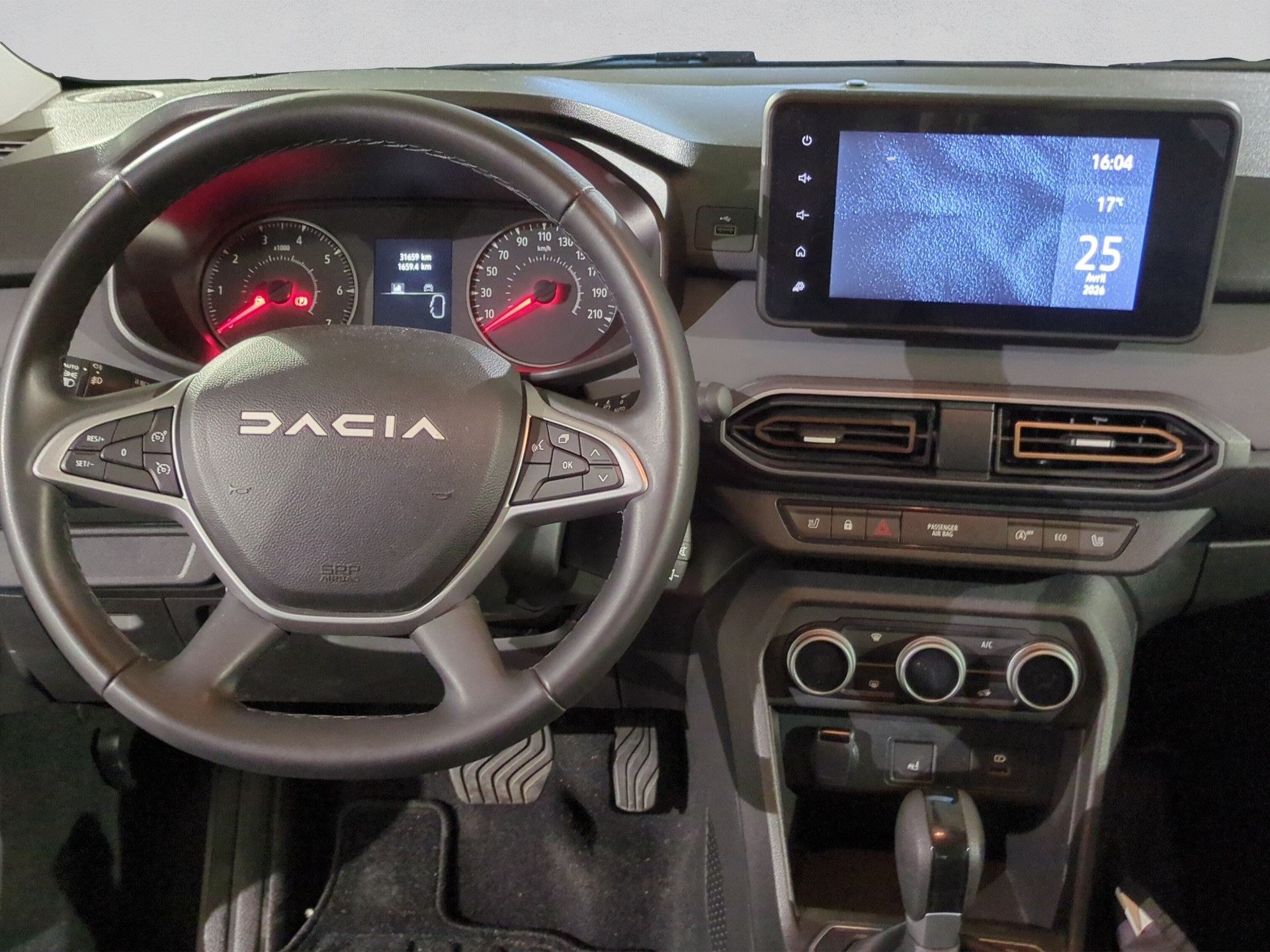 DACIA Sandero Stepway TCe 90 Extreme+ CVT-image-13