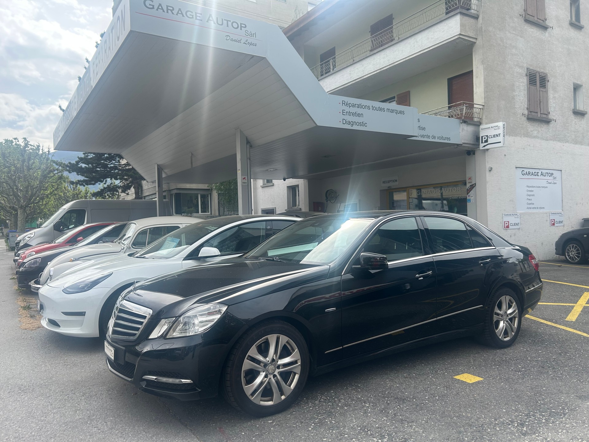 MERCEDES-BENZ E 250