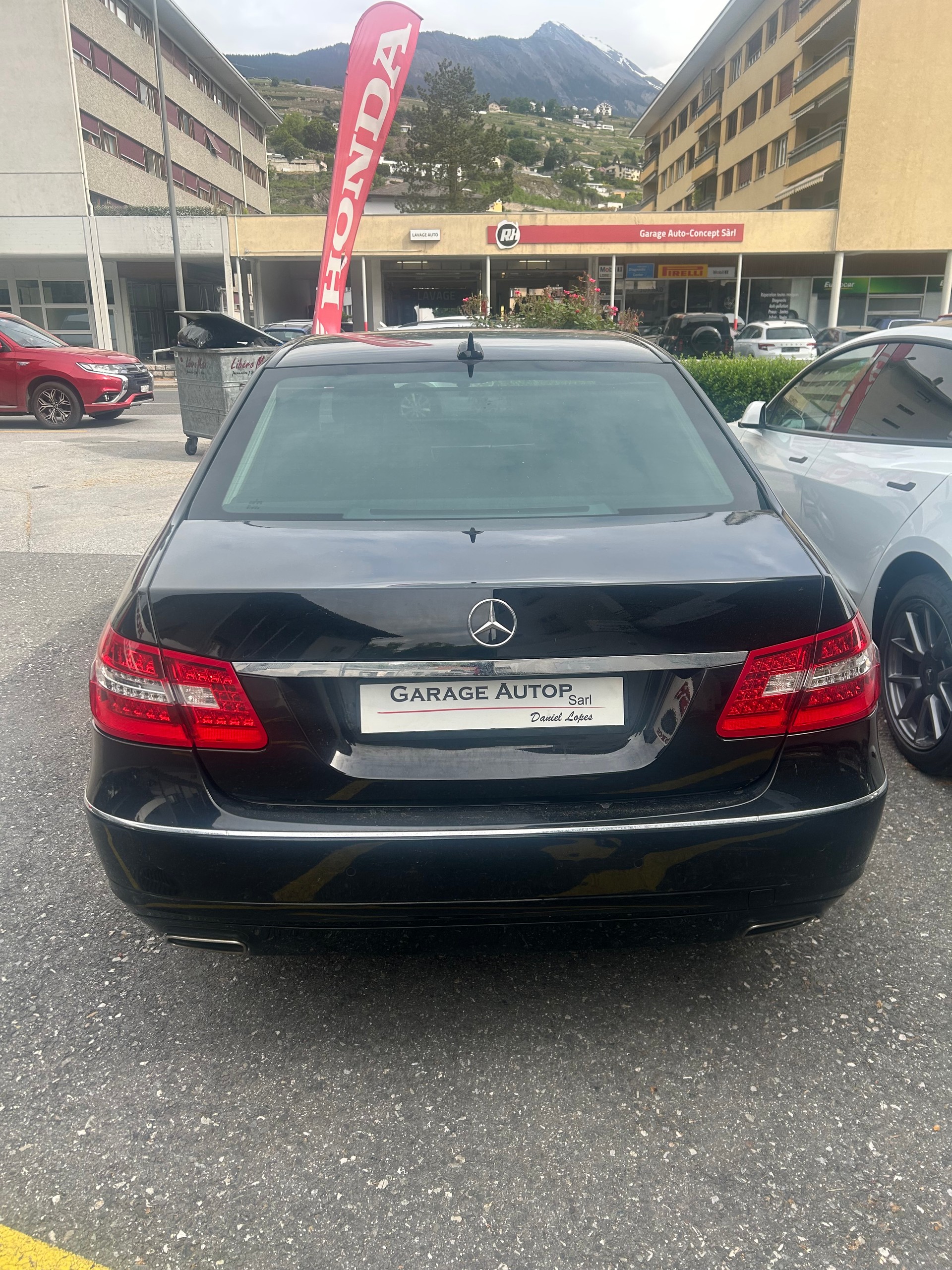 MERCEDES-BENZ E 250-image-3