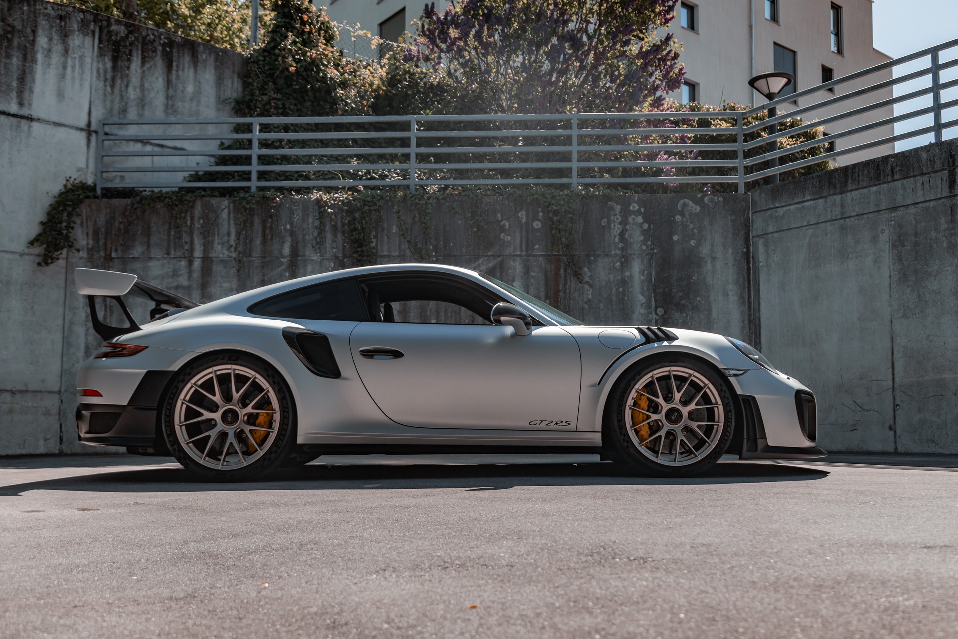 PORSCHE 911 GT2 RS PDK-image-0