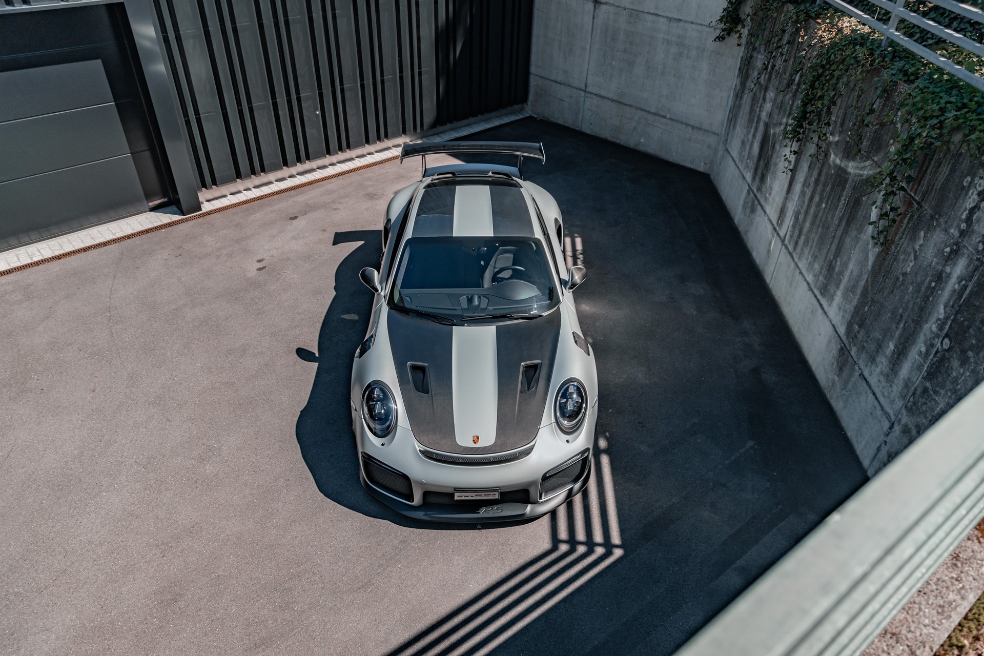 PORSCHE 911 GT2 RS PDK-image-13