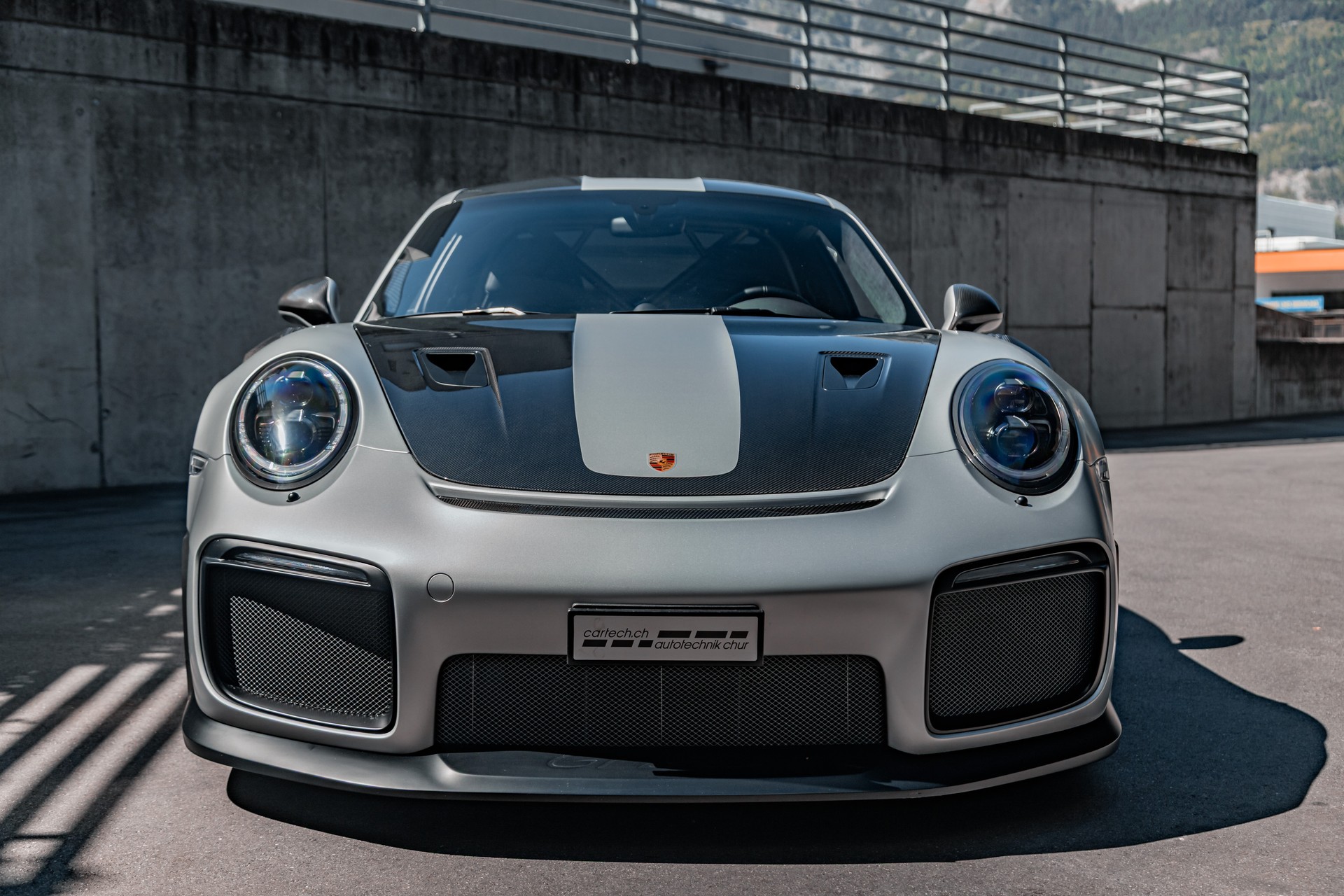 PORSCHE 911 GT2 RS PDK-image-8