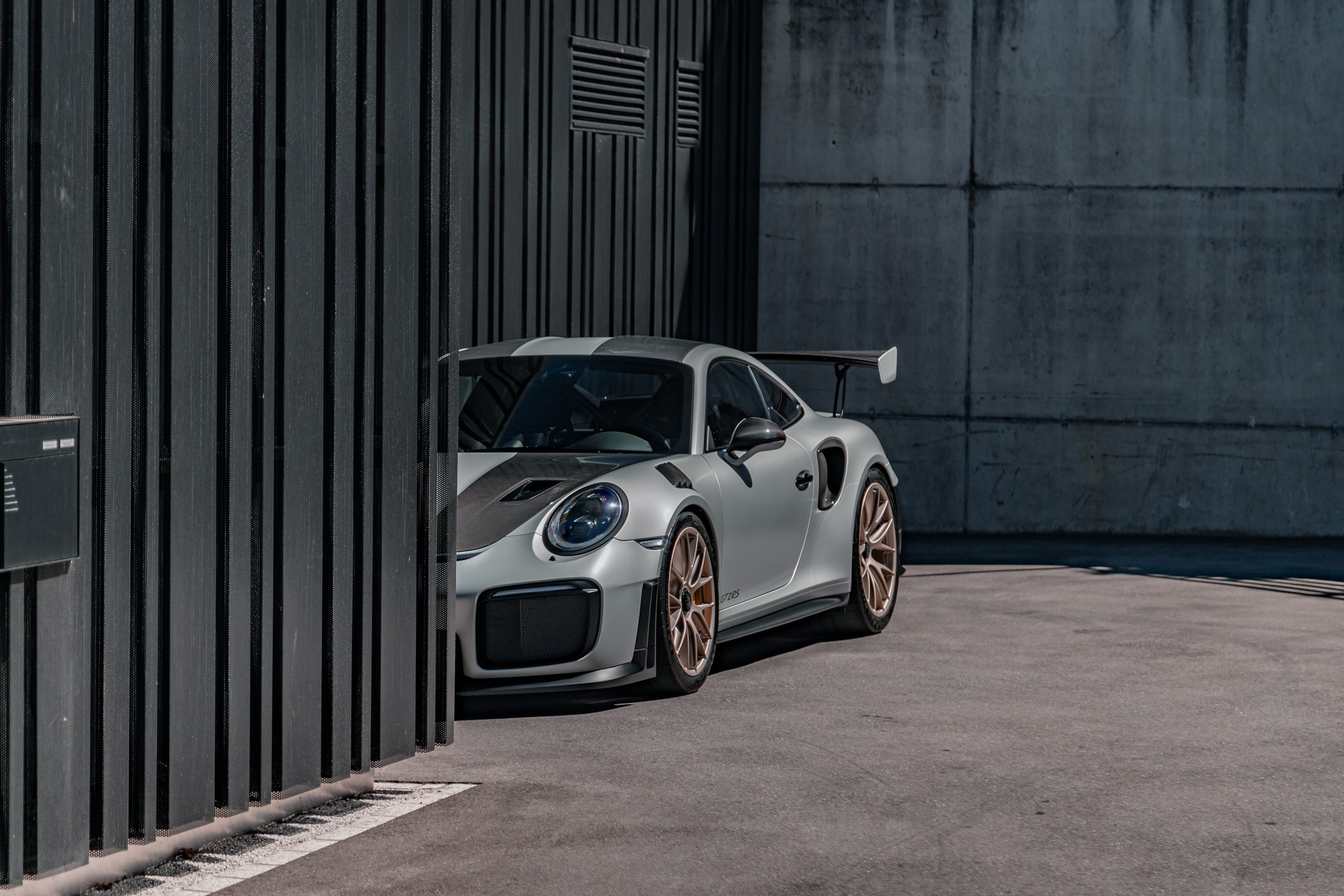 PORSCHE 911 GT2 RS PDK-image-27