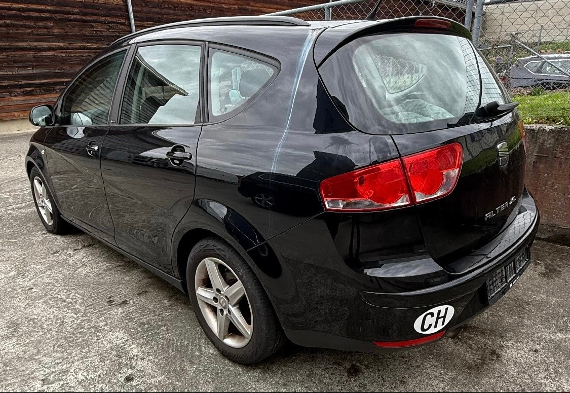SEAT Altea XL 1.6 TDI COPA Reference-image-4