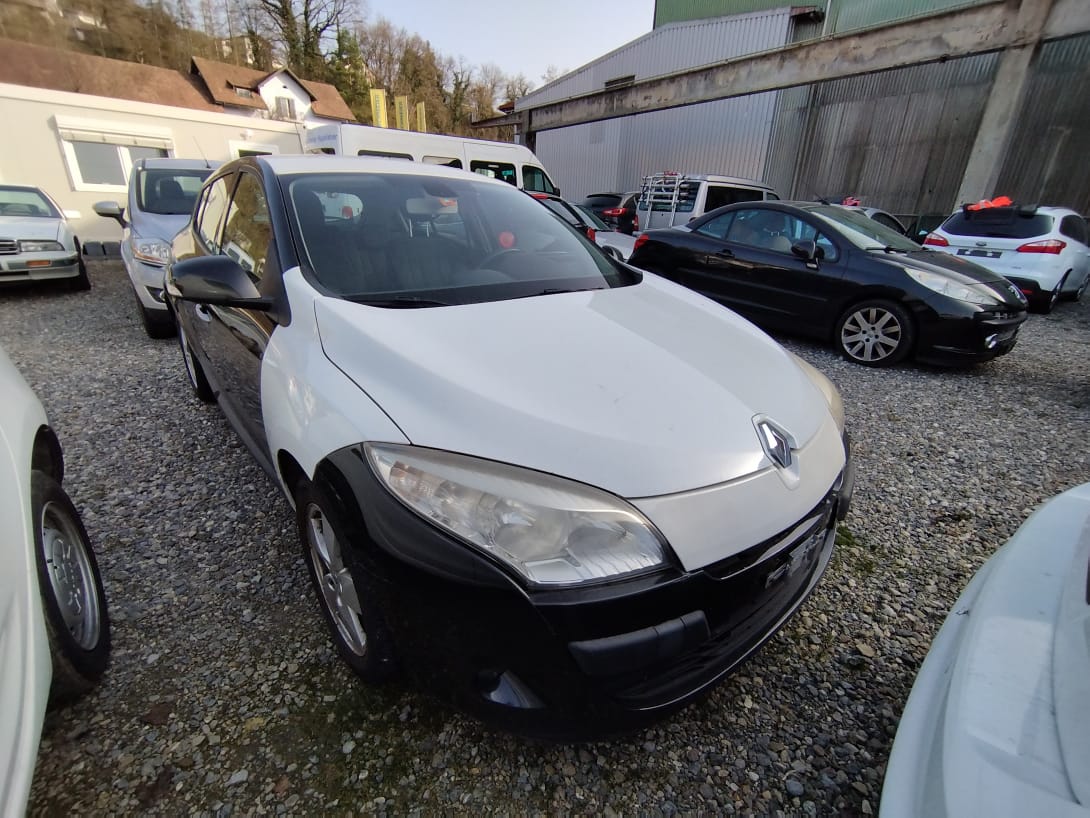 RENAULT Mégane 1.5 dCi Dynamique-image-4