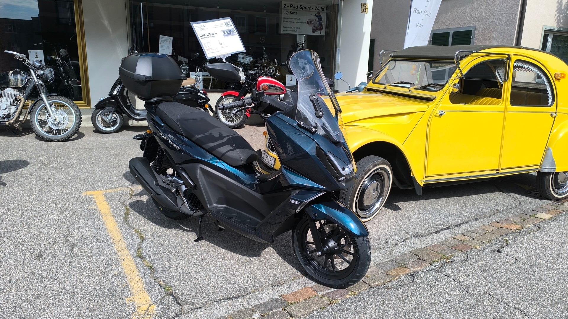 KYMCO SKY TOWN-image-1