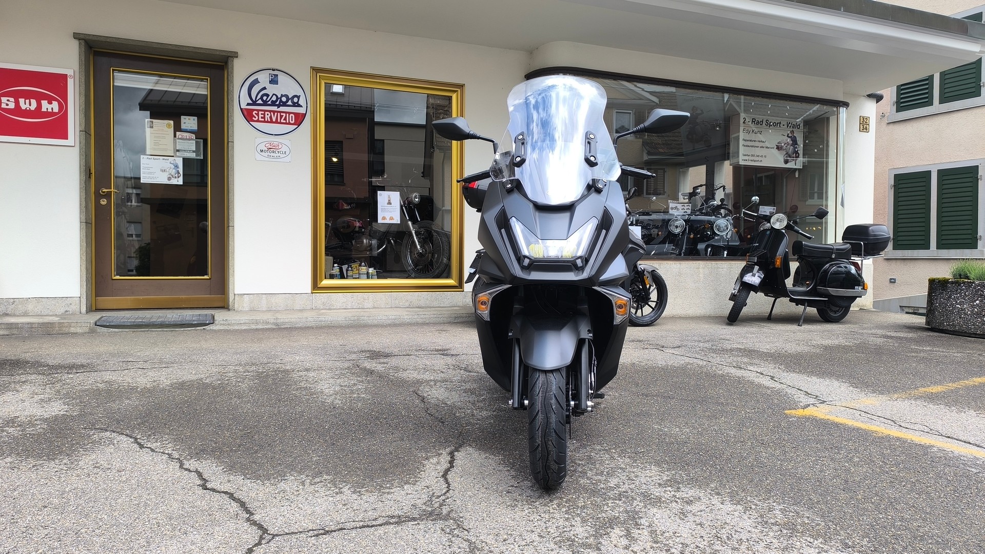 KYMCO SKY TOWN-image-12