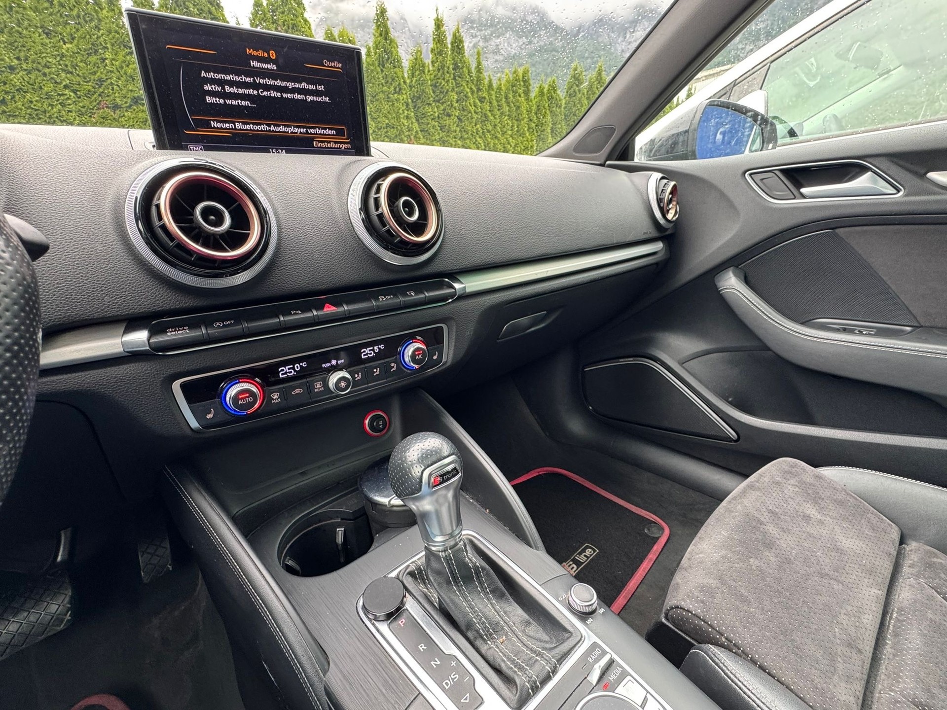 AUDI A3 2.0 TDI Ambition S-tronic-image-5
