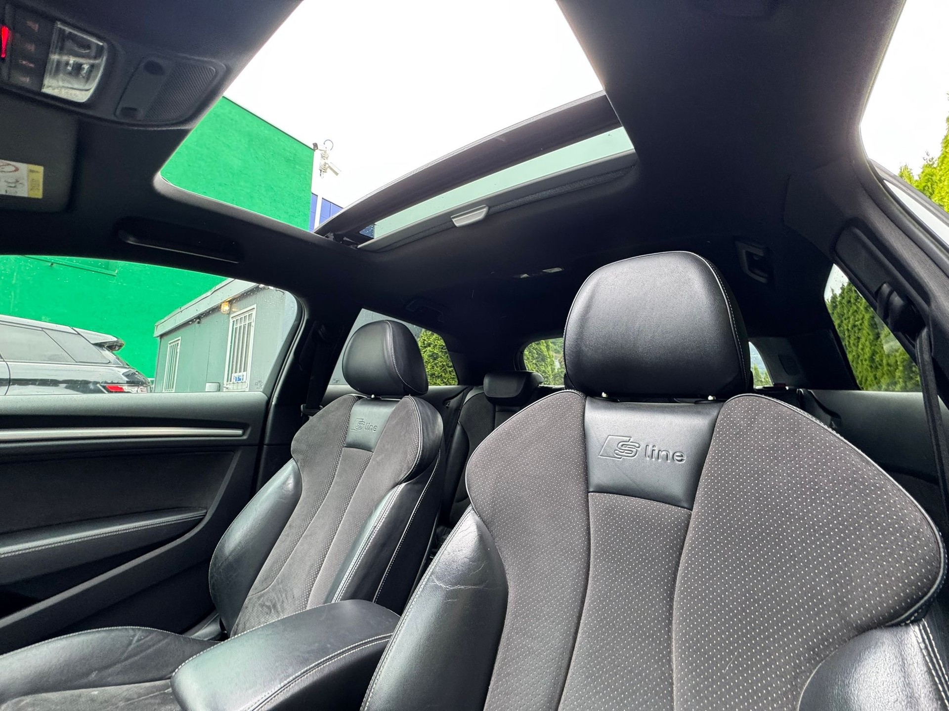 AUDI A3 2.0 TDI Ambition S-tronic-image-13
