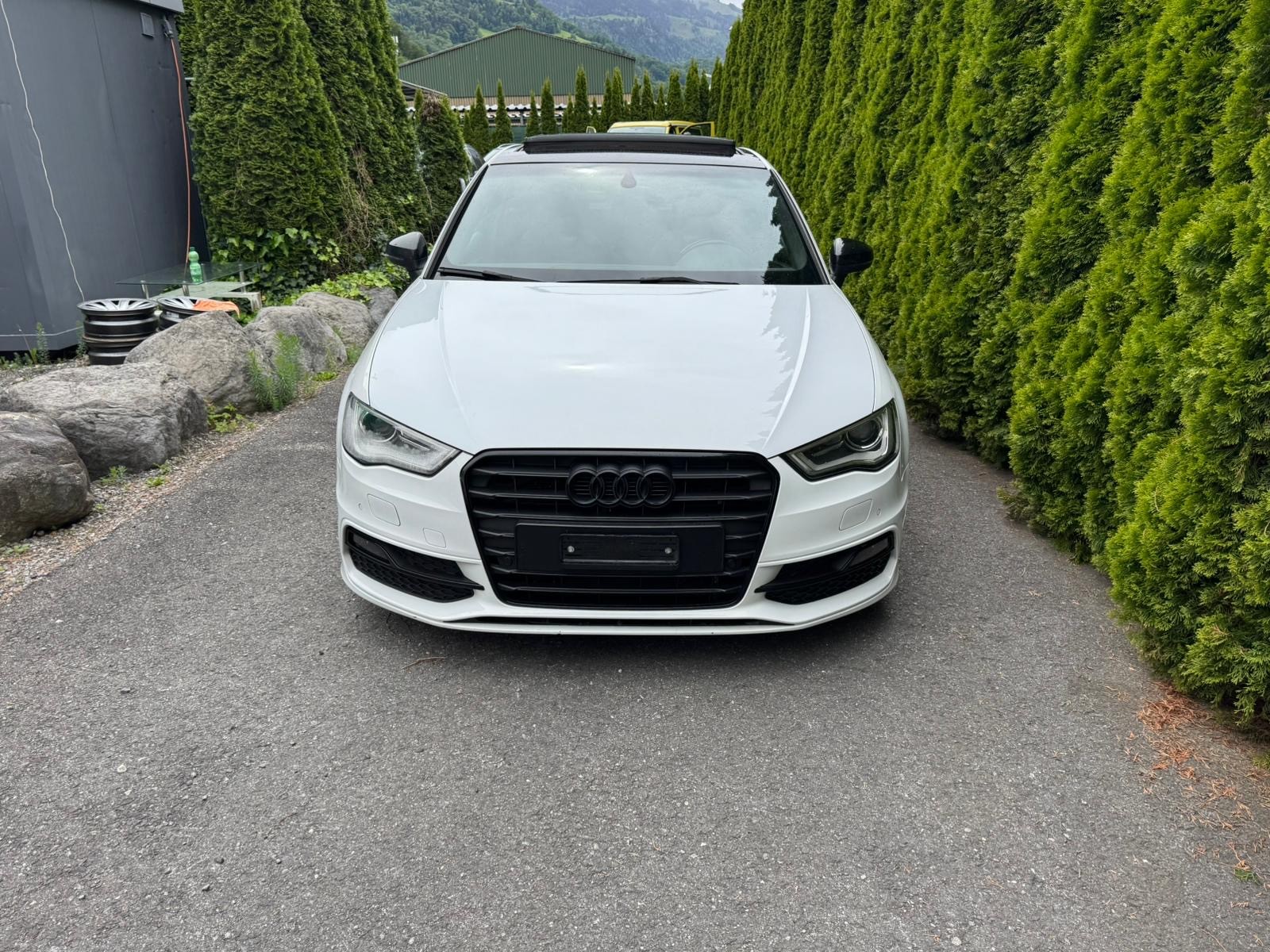 AUDI A3 2.0 TDI Ambition S-tronic-image-1