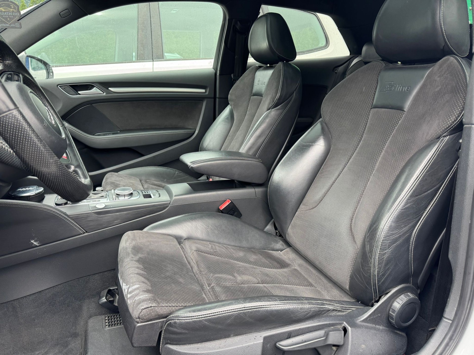 AUDI A3 2.0 TDI Ambition S-tronic-image-9